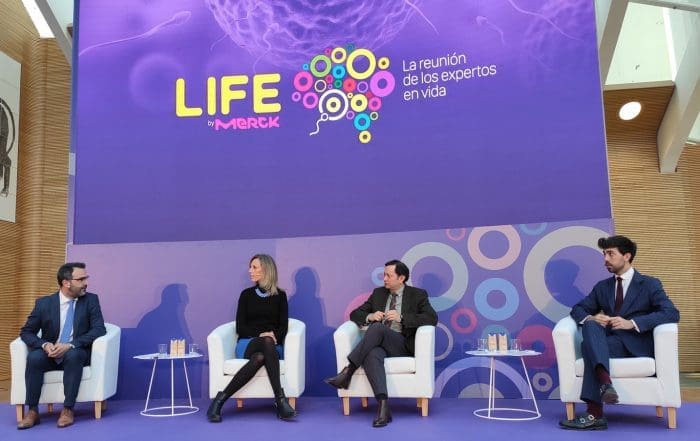 Imagen de los ponentes del evento Life by Merk